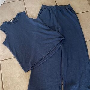 Zenana Outfitters Blue Sleeveless Top and Matching Pants